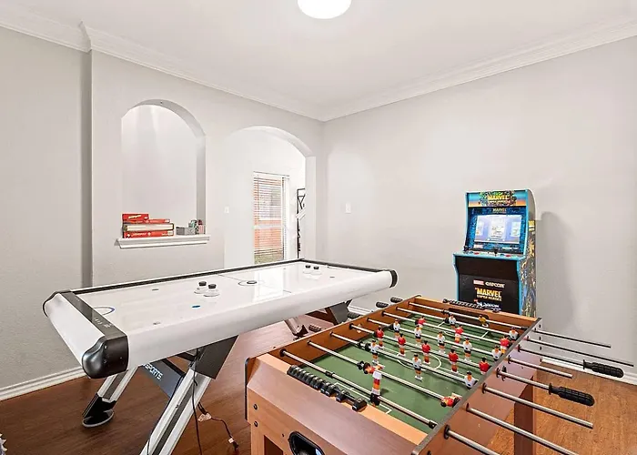 Sleeps 12 - Game - Fire Pit - Handmade Library Vakantiehuis Fort Worth